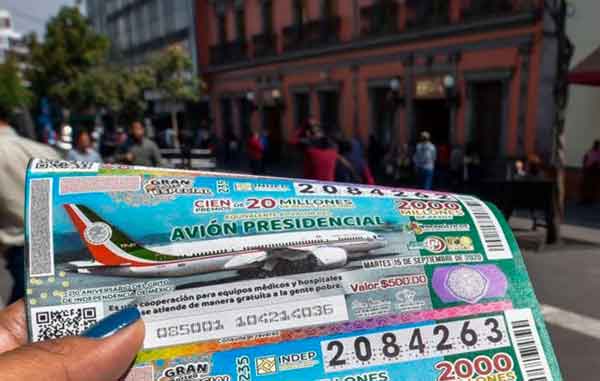 Cachito-avion-presidencial