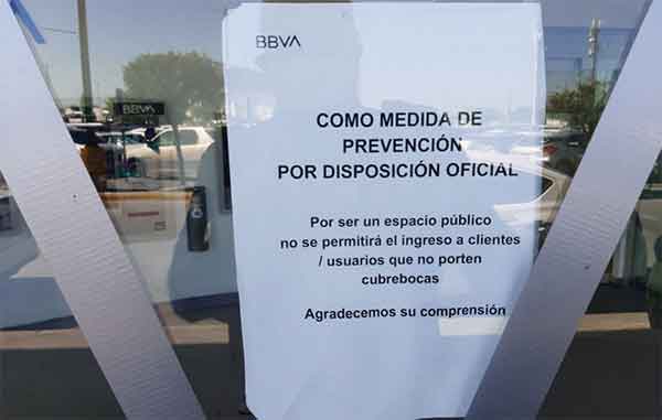 Abren cajeros automáticos de Bancomer en Plaza Real 1 LETRERO