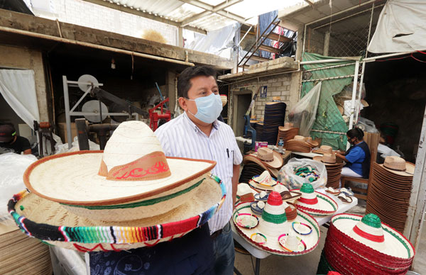 El sombrero se niega a morir 4 Sombreros 2
