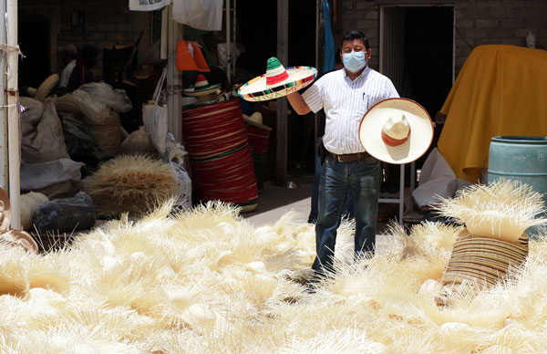 El sombrero se niega a morir 1 Sombreros 3