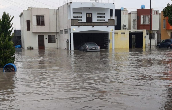 Intensas lluvias provocan inundaciones y caos vial en Reynosa 1 lluvia