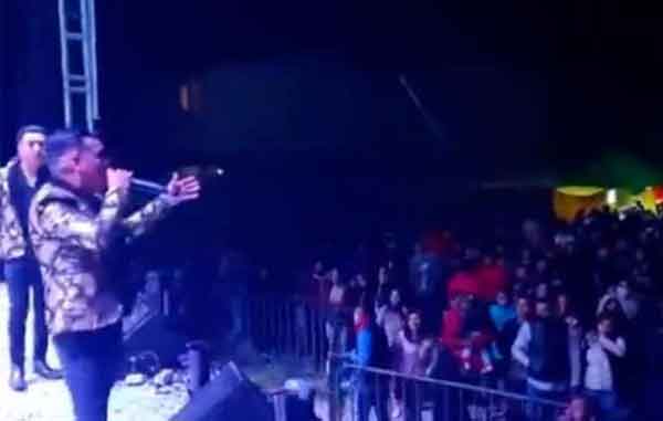 Agarron carnavalero 1