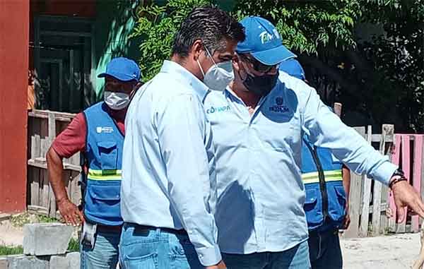 Cumple la Comapa a llamada de auxilio en colonia Puerta Sur 2 CHUMA