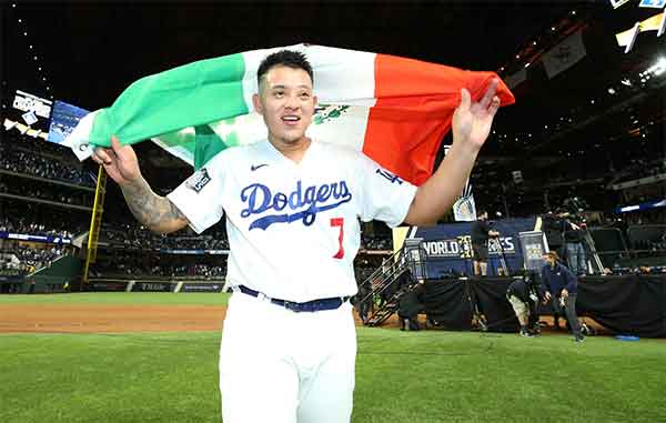 JULIO-URIAS