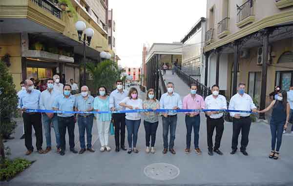 Inauguran en Tampico explanada de acceso al mercado municipal 1 TAMPICO 20