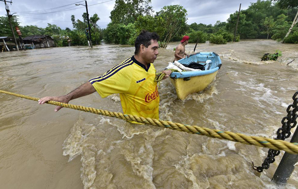 Inundaciones en Tabasco y Chiapas dejan 28 muertos (FOTOS) 6 56