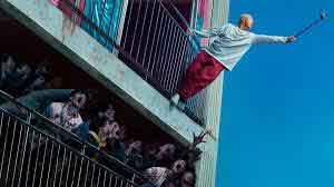 Alive, la gran película de zombies del 2020 1 ALIVE