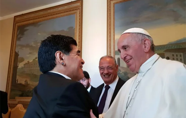 Fidel Castro y Hugo Chávez, los amigos de Maradona 1 Captura de pantalla 2020 11 25 a las 12.34.40 p.m.