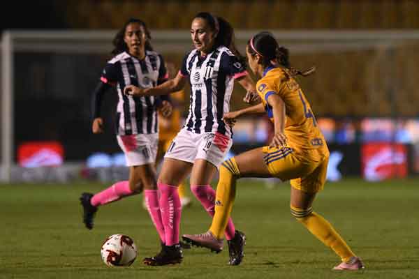 Campeonas pintan su raya a Tigres femenil 1 Rayadas 5