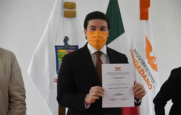 Recibe Samuel García constancia de precandidato; no acude Colosio 4 SAMUEL OK
