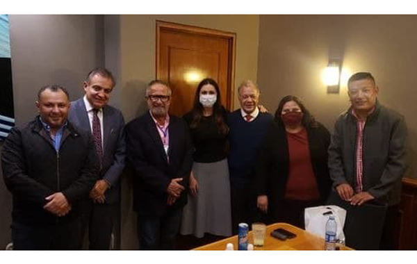 Clara Luz amarra alianza de MORENA y PT 1 dir