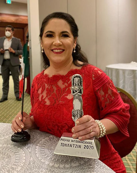 Recibe presidenta del DIF Matamoros Premio Internacional Tonantzin 2020 2 130601804 197763025229183 2945539785396652567 n