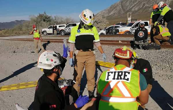 Choque entre tren y autobús deja dos muertos en García 1 130821434 719362872031294 4811653793356265754 n