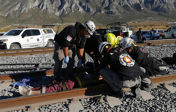 Choque entre tren y autobús deja dos muertos en García 3 131381654 425690905252571 7689911722738948001 n