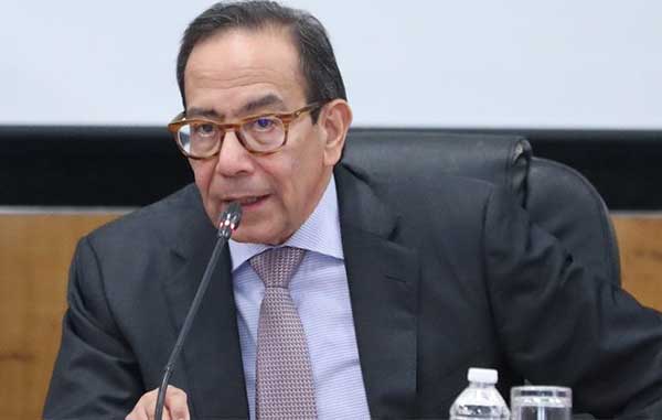 CARLOS-SALAZAR