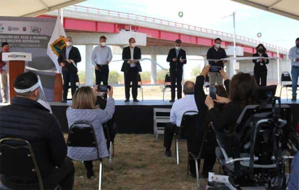 Inauguran puente sobre vías férreas en Piedras Negras 1 COAHUILA 5