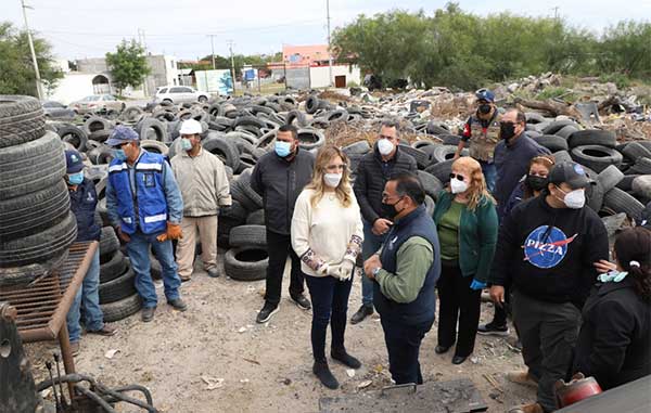 Maki supervisa proceso de trituración de llantas 1 MAKI ORTIZ