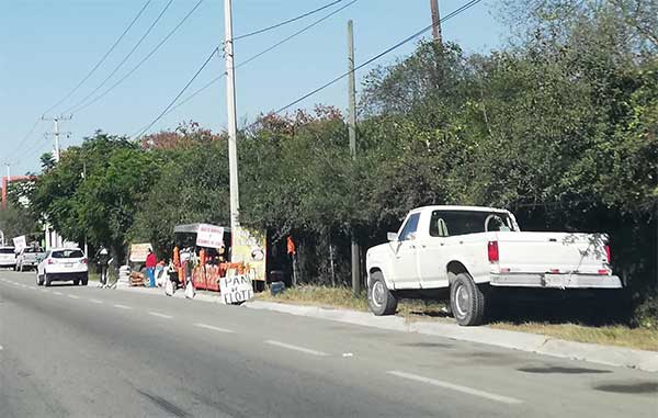 Baja tráfico en la Carretera Nacional; viveros desafían cierre 1 NACIONAL 2