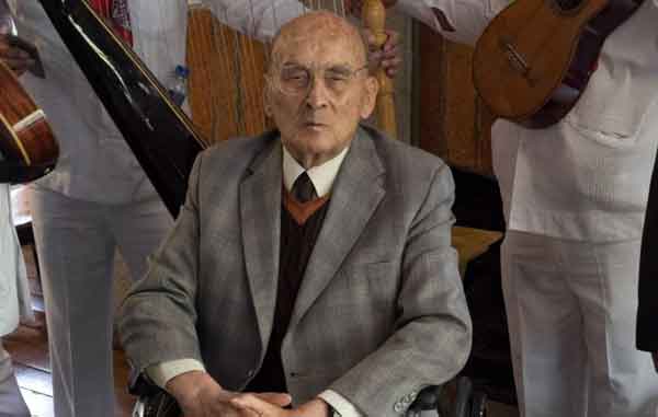 Luis-Echeverria
