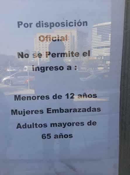 Sigue anuncio de prohibir paso a mayores de 65 1 Sanborns 2
