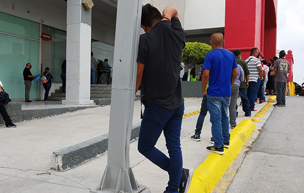 Termina campaña de credencialización; hacen largas filas 3 148620606 430288238087696 7246699386248659091 n