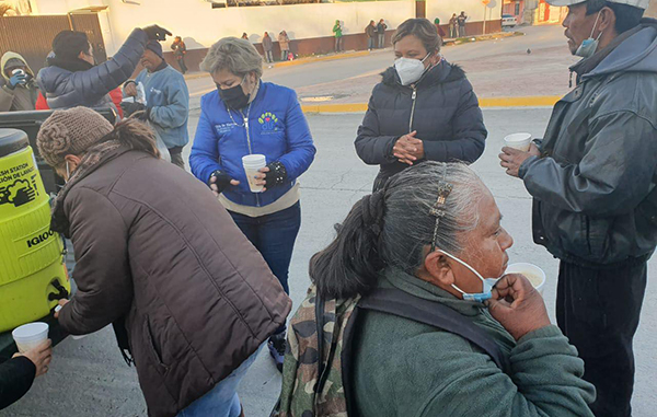 DIF Reynosa y Voluntariado llevan alimento a migrantes 3 151501712 1301553480239112 172395792065329211 n