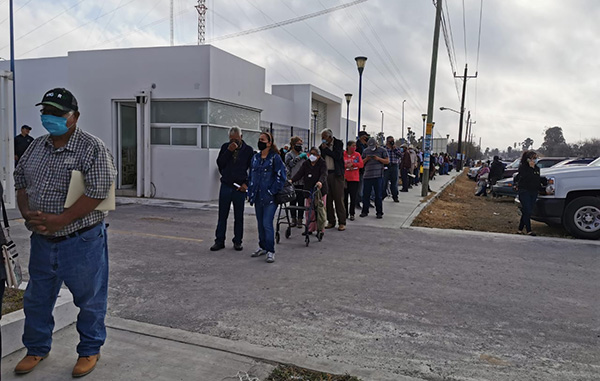 Reciben abuelitos vacuna contra Covid en Río Bravo 2 153922398 713620172661587 1803959121314665750 n