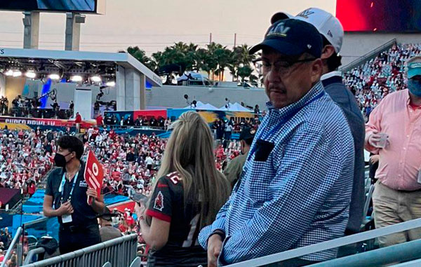 Edomex sufre con la pandemia y encargado de Salud ¡en el Super Bowl! 1 Carlos Esteban 1