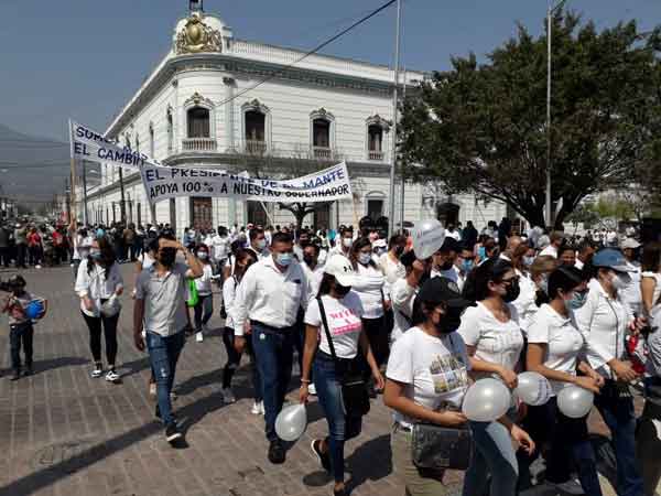 Realizan mitin contra desafuero de Cabeza de Vaca 4 Marcha Cabeza de Vaca 3