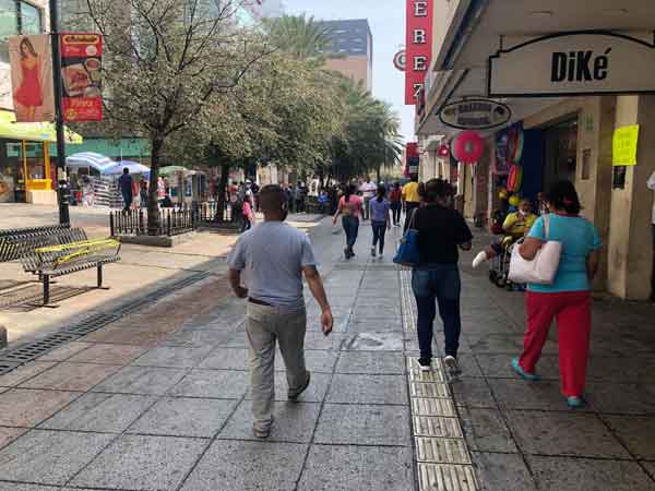 Negocios de Monterrey abren puertas tras levantamiento de restricciones 2 Monterrey 5