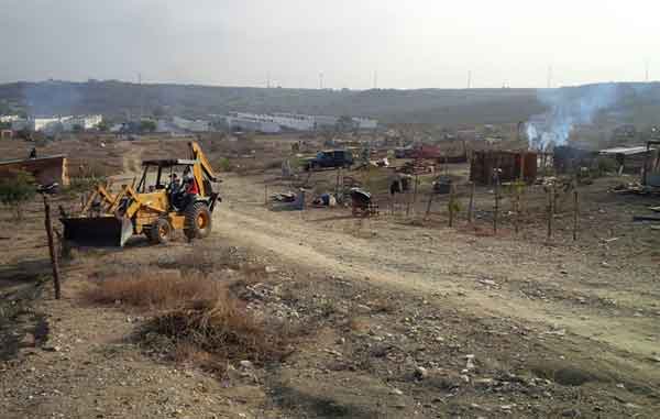Desalojan a 500 familias de predios irregulares 1 PREDIOS