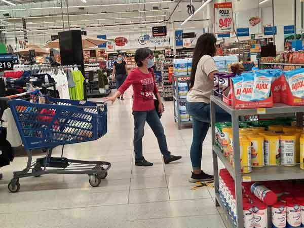 Reanudan actividad económica en supermercados y plazas comerciales en NL 1 Reapertura 2