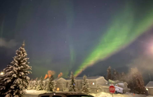 En Alaska se maravillan con majestuosa aurora boreal (FOTOS) 2 au1