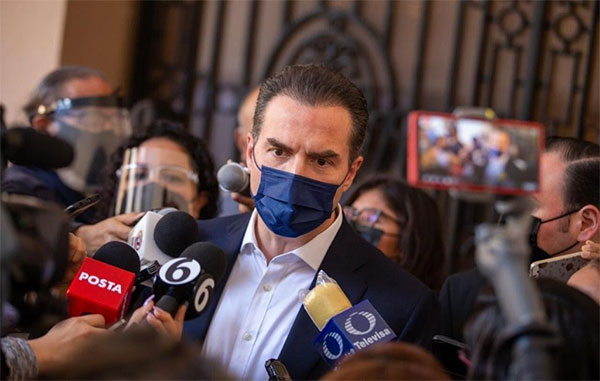 ADRIAN-DE-LA-GARZA