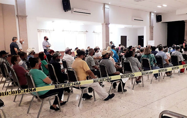 Asiste Manuel de la O a Higueras NL, para aplicar 300 vacunas 1 HIGUERAS 2