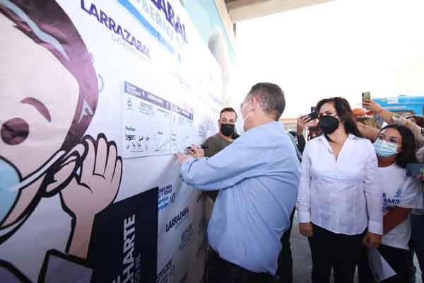 Firma Larrazabal compromisos notariados 1 Larrazabal 1