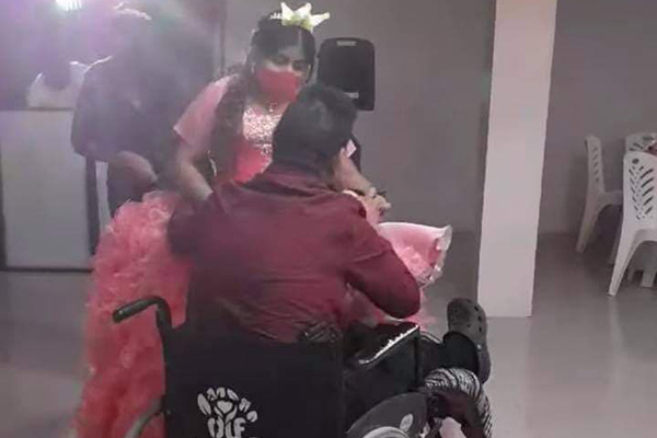 Quinceañera reynosense convive con migrantes 4 171452249 1432568897118570 4131415115637552433 n