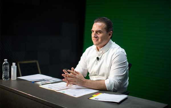 ADRIAN-DE-LA-GARZA
