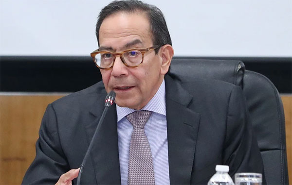 CARLOS-SALAZAR