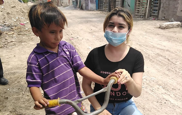 Llevan momentos de alegría a niños migrantes en Reynosa 2 182747000 2943059675969632 3177147793409971371 n