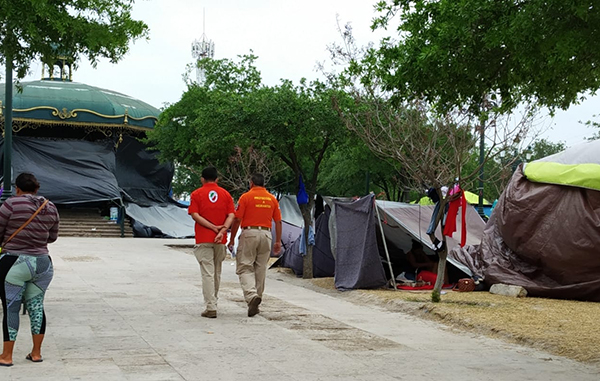 Exhiben en España campamento de migrantes frente a Puente Internacional 2 183014862 924829694726285 2390002807096121174 n