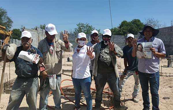 Apoyan vecinos a MORENA en el distrito 5 1 MAGALY 2