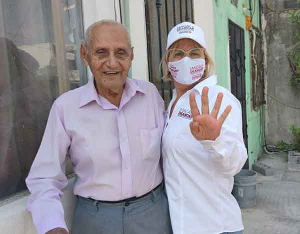 Vecinos piden a Magaly Deándar legislar por el bienestar social 2 Magaly 2