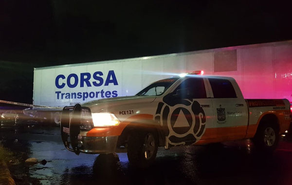 Mueren cuatro personas en choque en Apodaca 1 tra