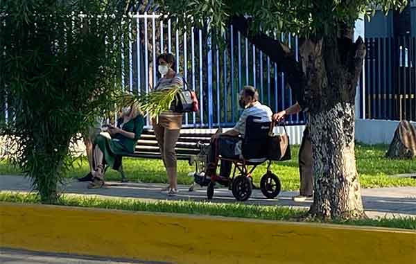 Se registran ya largas filas para votar en Monterrey 1 CUM 2 1