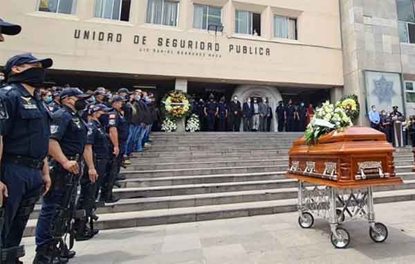 POLICIAS