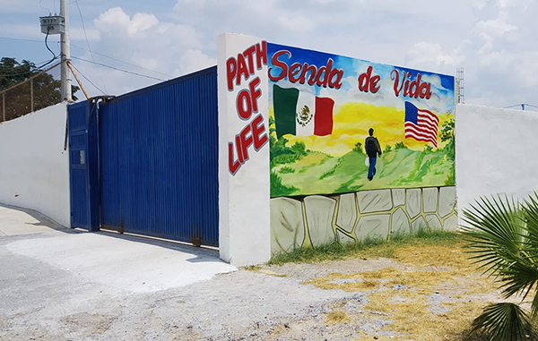 Ordenan a albergue de migrantes desalojar predio 1 217773381 436774777299244 2602005282525319633 n