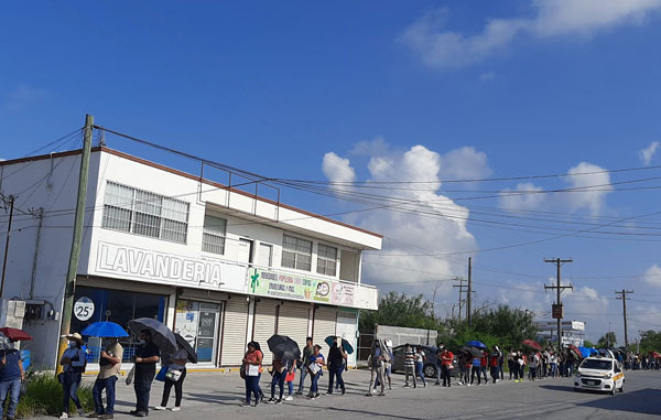 Filas de vacunación son más largas en Reynosa 1 fil