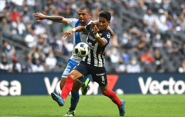 Puebla le saca empate a Rayados 4 rayas