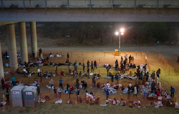 Instalan centro de detención migratoria bajo puente Anzaldúas 4 123